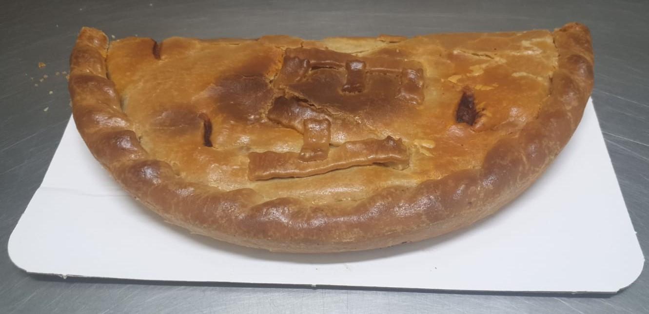 Media empanada de bonito